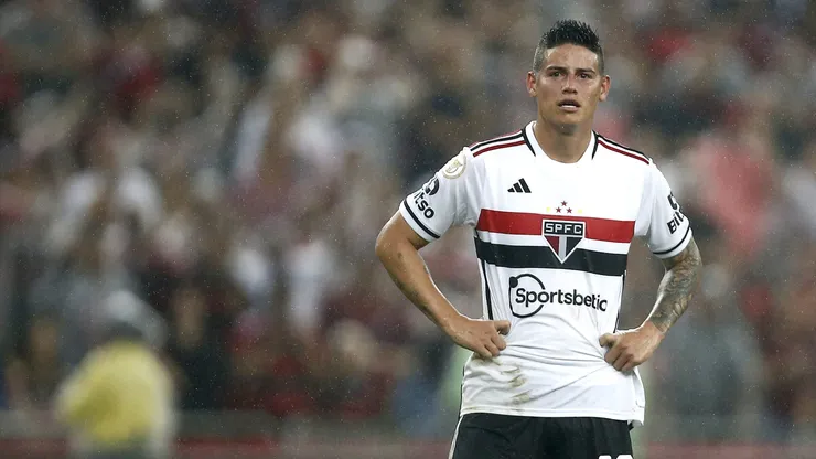 Torcida não perdoa a ausência de James. Photo by Wagner Meier/Getty Images