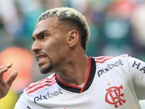 Flamengo entra em acordo com Botafogo por Matheuzinho, porém impasse com jogador dificulta