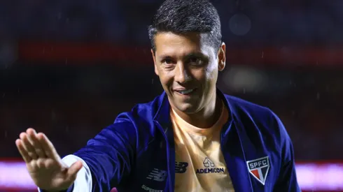 São Paulo, de Thiago Carpini, quer tirar zagueiro do Timão - Foto: Marcello Zambrana/AGIF