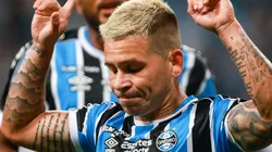 Foto: Maxi Franzoi/AGIF - Soteldo comemorando pelo Grêmio em partida no Campeonato Gaúcho