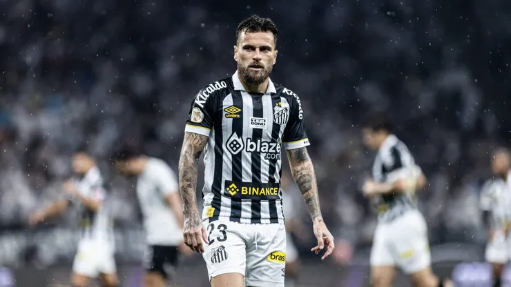 Santos ainda procura um time interessado em Lucas Lima. Foto: Abner Dourado/AGIF