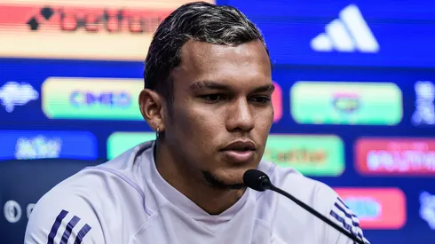 Gabriel Veron, ex-Palmeiras, virou o centro das atenções com má notícia no Cruzeiro - Foto: Gustavo Aleixo/Cruzeiro