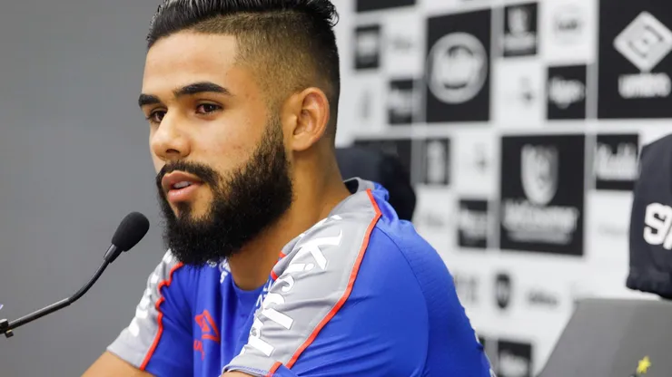 Felipe Jonataan revela novos bastidores do Santos. Foto: Fernanda Luz/AGIF