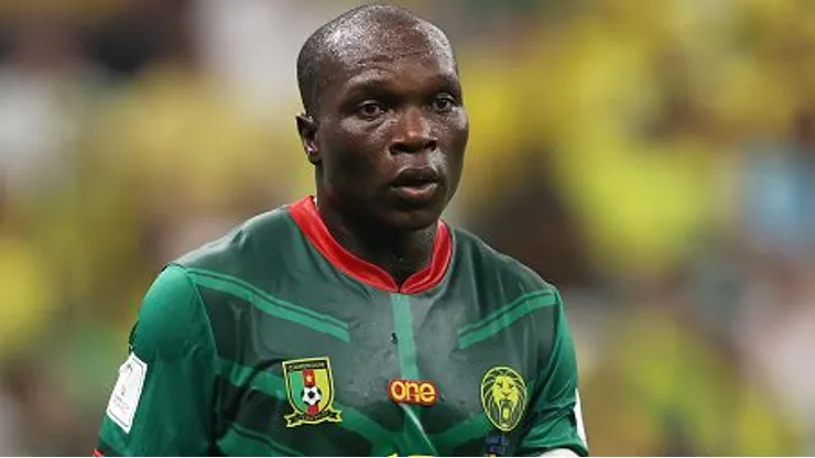 Foto: Clive Brunskill/Getty Images - Aboubakar pela Seleção Camaronesa na Copa do Mundo de 2022
