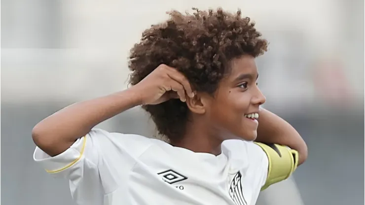 Kauan Basile, joia do Santos anota gol antológico - Foto: Pedro Ernesto Guerra Azevedo / Santos F
