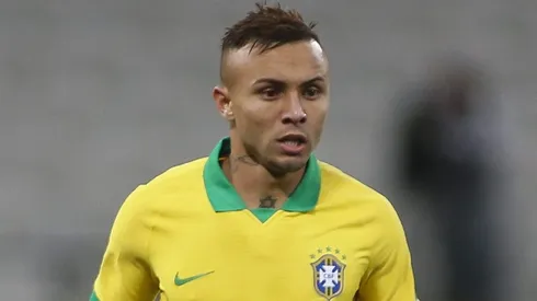 Everton Cebolinha, do Flamengo, está na mira da Fiorentina – Foto: Miguel Schincariol/CBF