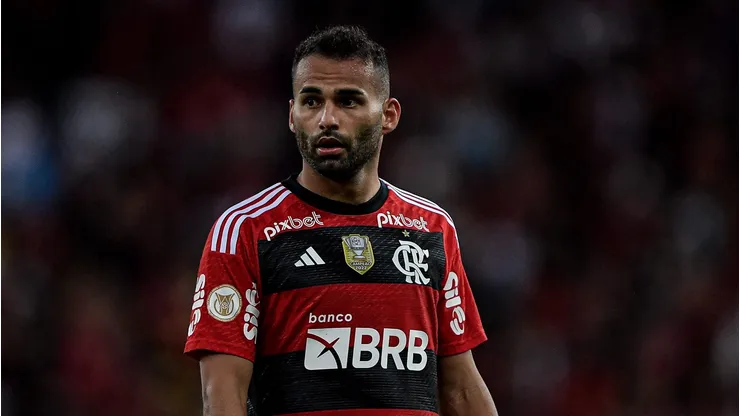 Com a saída de Thiago Maia, torcida do Flamengo opina sobre o interesse do clube em Marcos Antônio. Foto: Thiago Ribeiro/AGIF