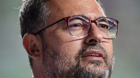 Torcida cobra agilidade de Alexandre Mattos. Foto: Gilson Junio/AGIF