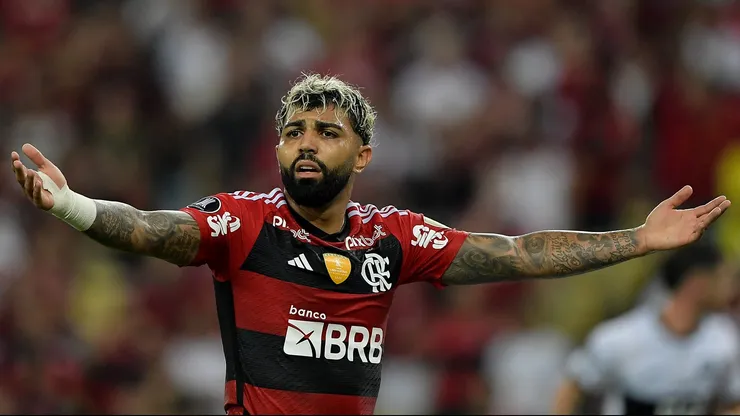 Camisa 10 segue em baixa no Flamengo - Foto: Thiago Ribeiro/AGIF