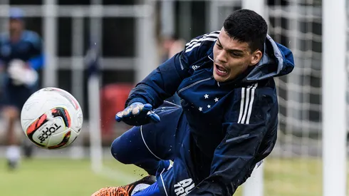 Gabriel Brazão é a bola da vez para o Santos reforçar a meta - Foto: Gustavo Aleixo/Cruzeiro