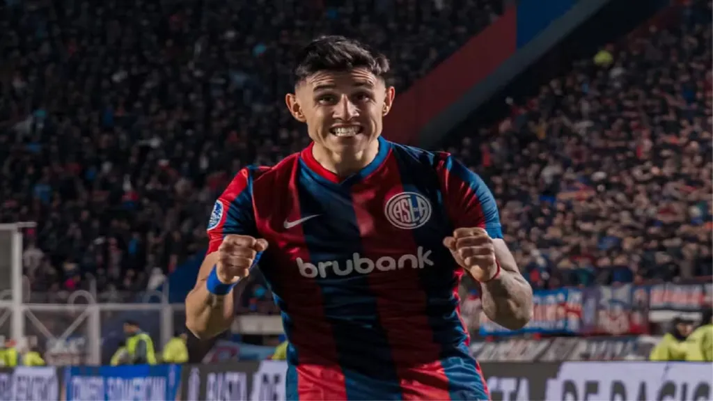 Foto: Divulgação/San Lorenzo – Adam Bareiro, atacante do San Lorenzo