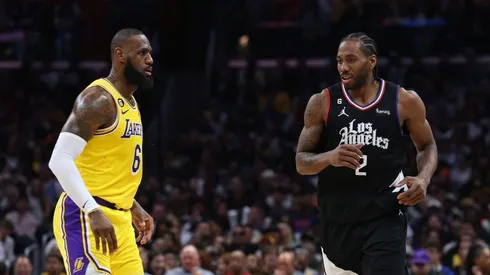 Lebron e Kawhi: frente a frente novamente no clássico de Los Angeles (Foto: Harry How/Getty Images)