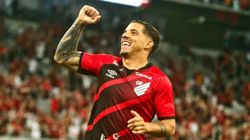 David Terans já está no Rio de Janeiro. Foto: Gabriel Machado/AGIF