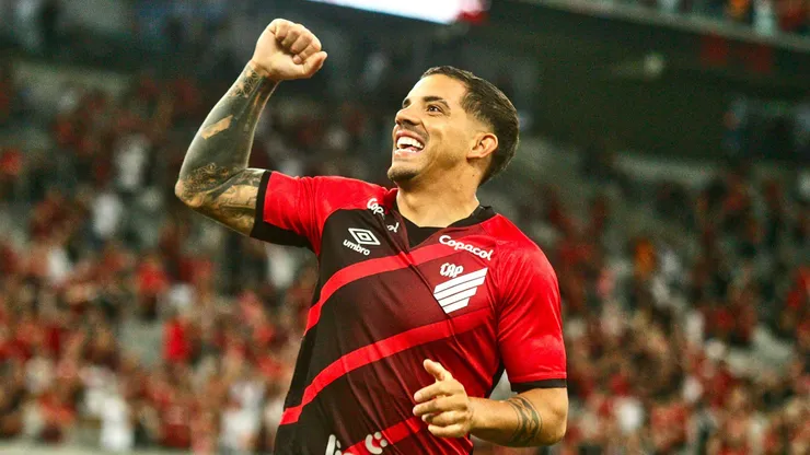 David Terans já está no Rio de Janeiro. Foto: Gabriel Machado/AGIF