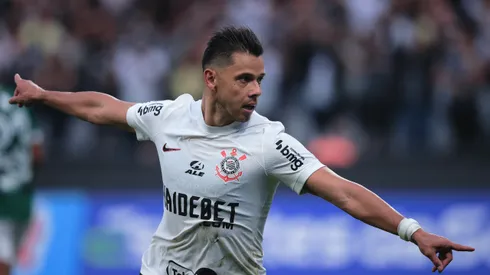 Foto: Ettore Chiereguini/AGIF - Romero marcou um golaço