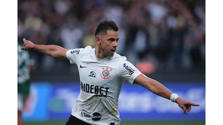 Foto: Ettore Chiereguini/AGIF - Romero marcou um golaço
