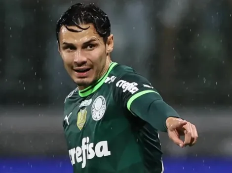 Departamento médico do Palmeiras dá prazo para Veiga voltar a jogar pelo Palmeiras