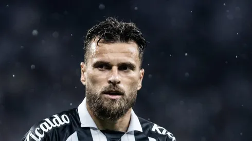 Lucas Lima vive situação indefinida no Santos. Foto: Abner Dourado/AGIF