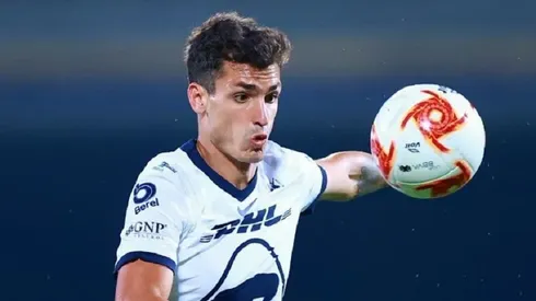 Foto: Hector Vivas/Getty Images – Dinenno em partida pelo Pumas