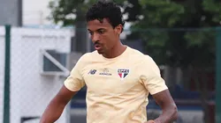 Luiz Gustavo em treinamento pelo São Paulo. Foto: Twitter \ São Paulo