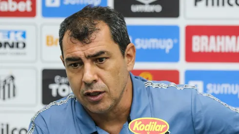 Fábio Carille é o motivo por Santos ser acionado na FIFA