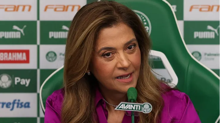 Foto: Cesar Greco/Palmeiras - A presidente do Palmeiras Leila Pereira em entrevista coletiva