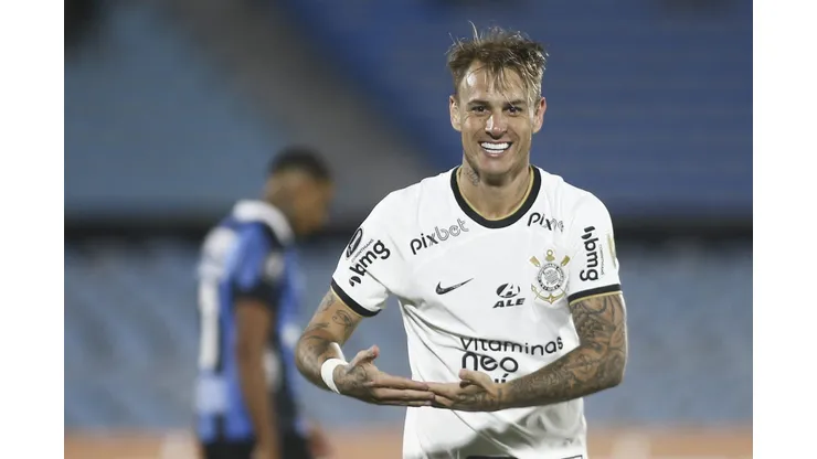Foto: Ernesto Ryan/Getty Images - Róger Guedes surge como negócio no Grêmio