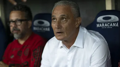 Torcida do Santos opina após fala de Tite comparando o futebol carioca x o paulista. Foto: Jorge Rodrigues/AGIF