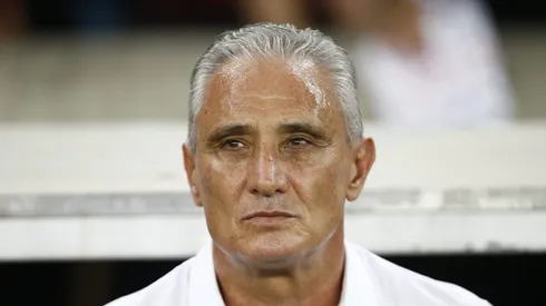 RIO DE JANEIRO, BRAZIL - NOVEMBER 11: Tite coach of Flamengo looks on prior the match between Flamengo and Fluminense as part of Brasileirao 2023 at Maracana Stadium on November 11, 2023 in Rio de Janeiro, Brazil. (Photo by Wagner Meier/Getty Images)