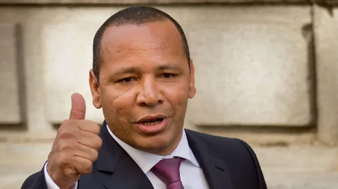 Neymar pai vai se reunir com a diretoria do Santos