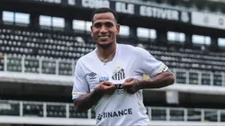 Otero revela que ligou para Rincón. Foto: Reinaldo Campos/AGIF