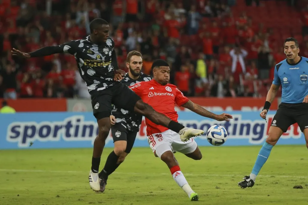 Foto: Fernando Alves/Getty Images – Thauan Lara foi afastado