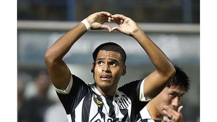 Enzo Monteiro é o artilheiro do Santos na Copinha com 7 gols marcados - Foto : Pedro Ernesto Guerra Azevedo/Santos FC