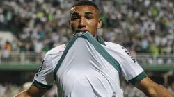 Igor Jesus jogador do Coritiba comemora seu gol durante partida contra o Figueirense no estadio Couto Pereira pelo campeonato Brasileiro B 2019. Foto: Gabriel Machado/AGIF