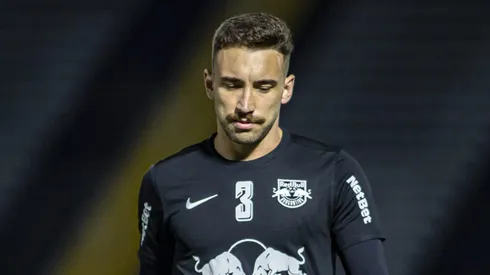 Léo Ortiz é um dos favoritos para reforçar o elenco, mas o Bragantino vem dificultando a negociação - Foto AGIF