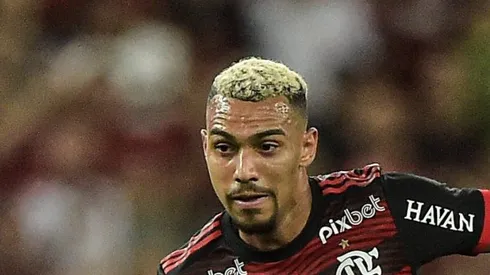 Matheuzinho interessa ao Corinthians. Foto: Thiago Ribeiro/AGIF