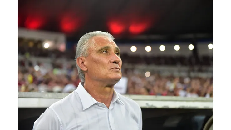 Foto: Thiago Ribeiro/AGIF - Tite não terá meio-campista