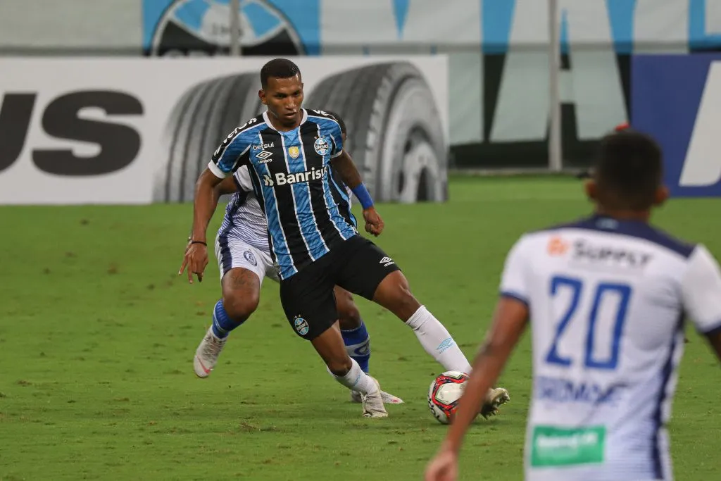 Leó Chú em ação pelo Gaúchão de 2021, antes de rumar para os EUA – Foto: Maxi Franzoi/AGIF