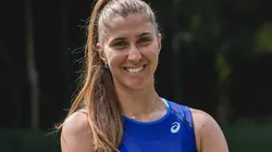 A tenista brasileira Bia Haddad Maia durante sessão de fotos de sua parceria com a fornecedora Asics (Foto: Divulgação/Asics Brasil)