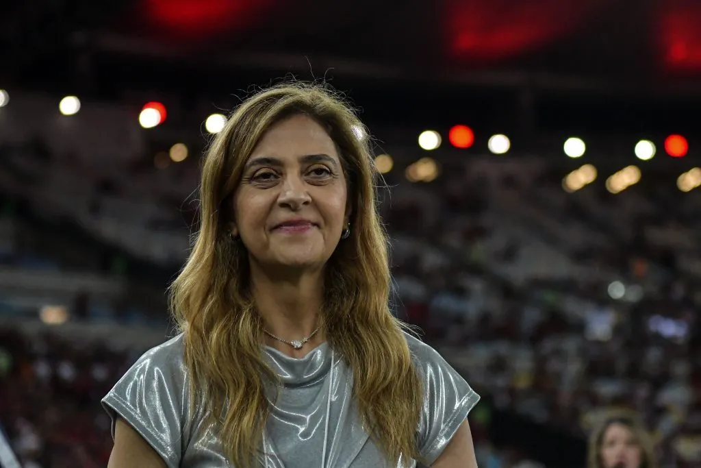Leila Pereira presidente do Palmeiras durante partida contra o Flamengo no estadio Maracana pelo campeonato Brasileiro A 2023. Foto: Thiago Ribeiro/AGIF