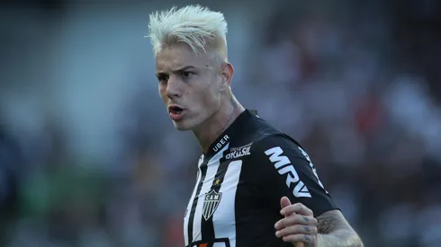 Nome de Róger Guedes vira pauta na torcida do Atlético. Foto: Pedro Vale/AGIF