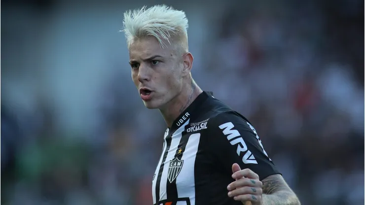 Nome de Róger Guedes vira pauta na torcida do Atlético. Foto: Pedro Vale/AGIF