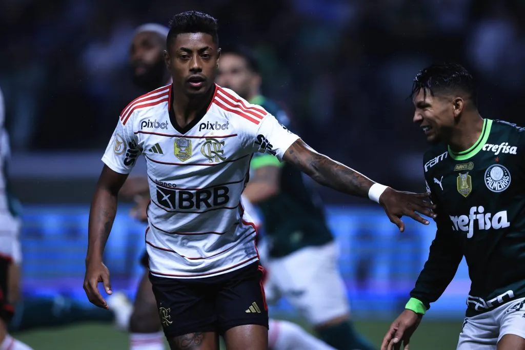 Foto: Ettore Chiereguini/AGIF – Bruno Henrique é um dos grandes nomes do atual elenco do Flamengo