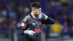 Rossi comemora gol de Ayrton Lucas jogador do Flamengo durante partida contra o Cruzeiro no estadio Mineirao pelo campeonato Brasileiro A 2023. Foto: Gilson Lobo/AGIF