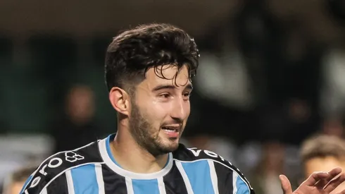 Villasanti acerta renovação com o Grêmio. Foto: Robson Mafra/AGIF