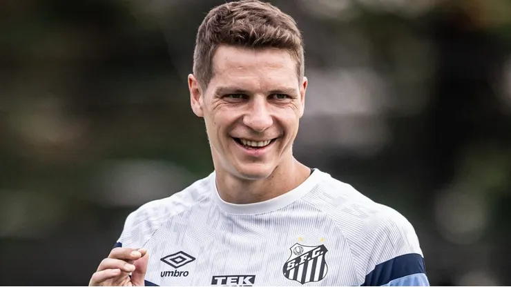 Fotos: Raul Baretta/ Santos FC - Julio Furch em treinamento pelo Santos nesta temporada