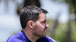 Nicolás Larcamón libera jogador no Cruzeiro. Foto: Gustavo Aleixo/Cruzeiro