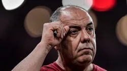 Braz recebe info no mercado. Foto: Thiago Ribeiro/AGIF