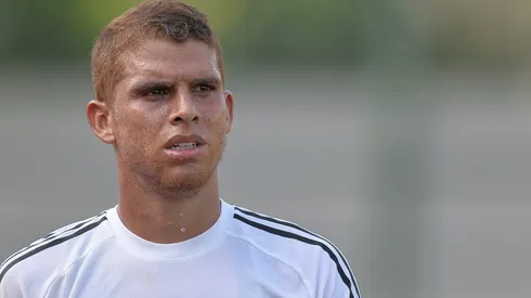 Ex-Flamengo, Cuellar está na mira de rival. Foto: Pedro Martins/AGIF