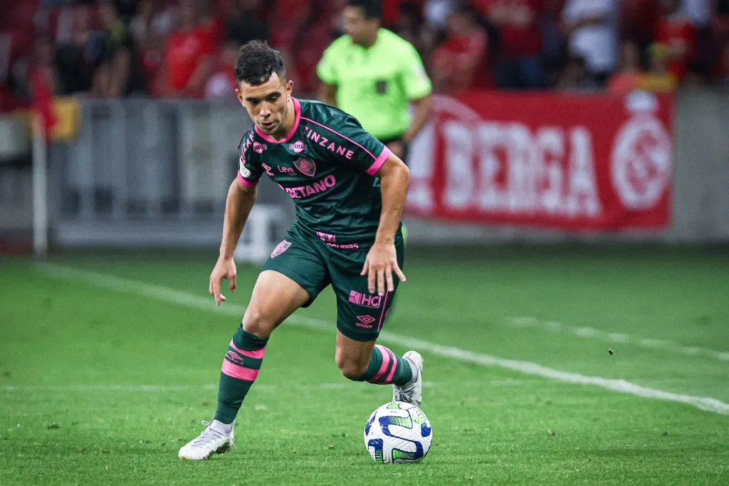 Léo Fernández atuou em poucas partidas no Fluminense. Foto: Maxi Franzoi/AGIF